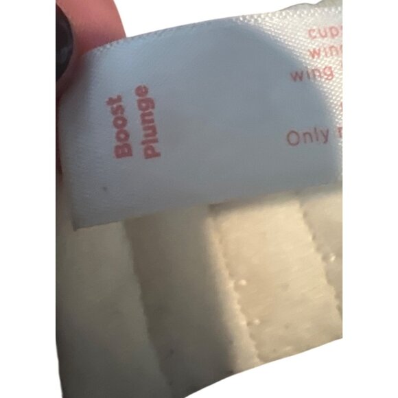 Cacique Boost Plunge Bra Underwire Padded 40D Beige - Picture 4 of 6